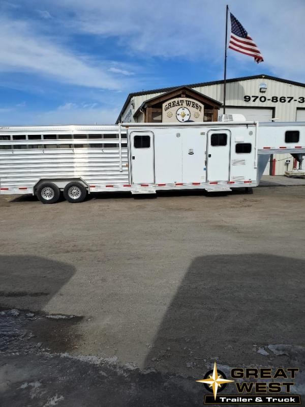 2015 Exiss Trailers 8030 Stock/Combo LQ Livestock Trailer 2015 Exiss Trailers 8030 Stock/Combo LQ Livestock Trailer
