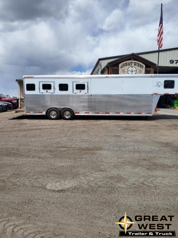 2009 Sooner Custom 4 Horse Trailer 2009 Sooner Custom 4 Horse Trailer