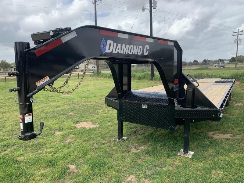 2020 Diamond C Trailers 32' FLATBED HYDRO TAIL & HYDRO JACKS 2020 Diamond C Trailers 32' FLATBED HYDRO TAIL & HYDRO JACKS