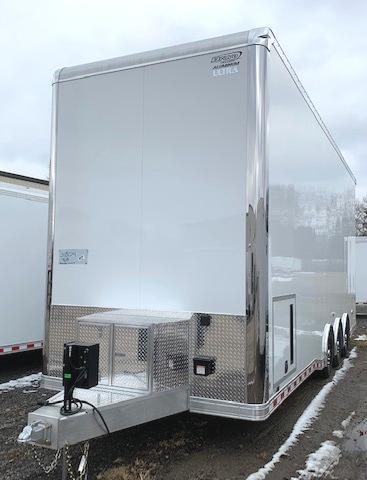 <b>JUST FINISHED & READY</b> 2020 28' Aluminum ICON Stacker w/Wing & Blackout Trim Cabinet Pkg. <b>JUST FINISHED & READY</b> 2020 28' Aluminum ICON Stacker w/Wing & Blackout Trim Cabinet Pkg.
