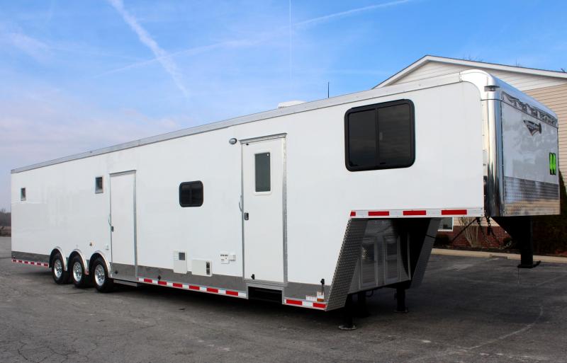 <b>SOLD</b> 2018 44' Millennium Living Quarters 12'D Layout + 8' GN=20' Lrg. Bath <b>SOLD</b> 2018 44' Millennium Living Quarters 12'D Layout + 8' GN=20' Lrg. Bath