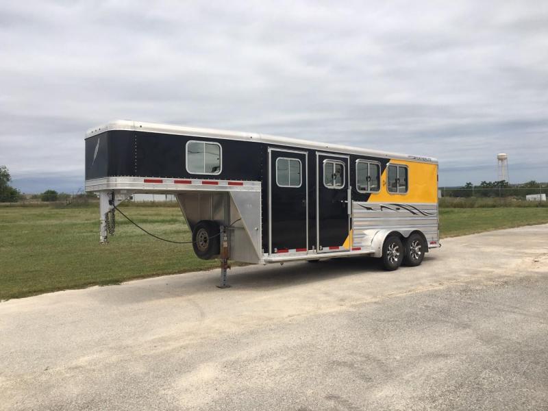 2013 Featherlite 3 Horse Horse Trailer 2013 Featherlite 3 Horse Horse Trailer