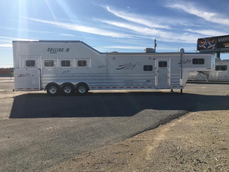 2019 Platinum Coach 4 horse 15 ft 8 short wall with slide Horse Trailer 2019 Platinum Coach 4 horse 15 ft 8 short wall with slide Horse Trailer