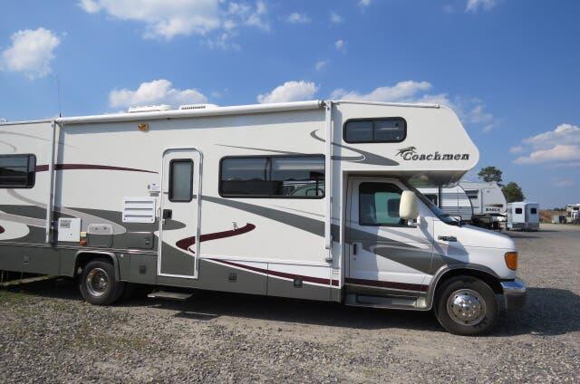 2005 Coachmen Santara 309KS 2005 Coachmen Santara 309KS
