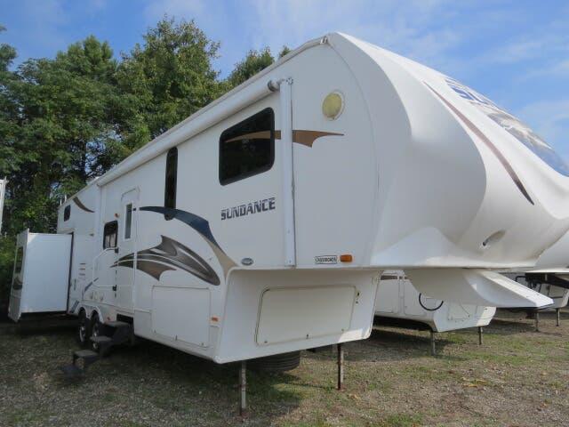 2011 Heartland Sundance SD 3300RLB 2011 Heartland Sundance SD 3300RLB