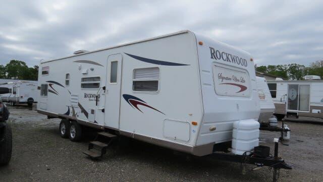 2007 Forest River Rockwood Signature Ultra Lite 8317 SS 2007 Forest River Rockwood Signature Ultra Lite 8317 SS
