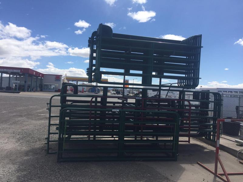2016 Tarter Farm / Ranch Cattle Pen Equipment 2016 Tarter Farm / Ranch Cattle Pen Equipment