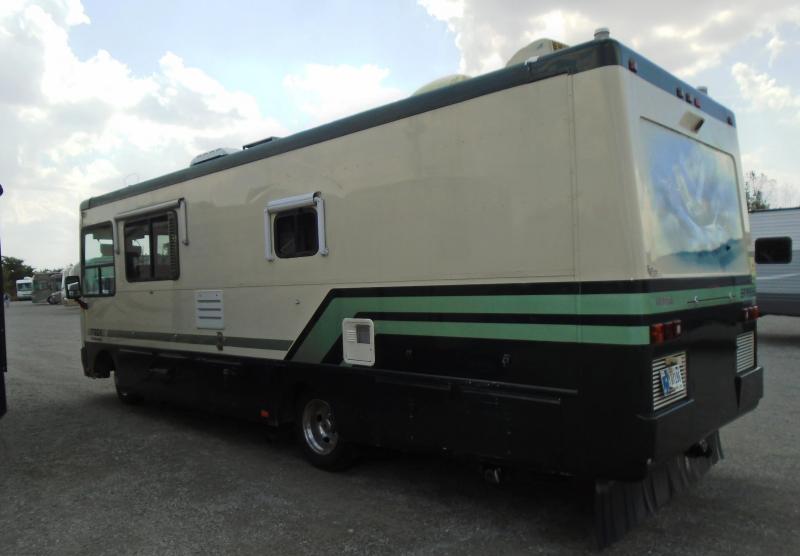 1996 Monaco Coach Corporation SAFARI TREK PATHMAKER Class A 1996 Monaco Coach Corporation SAFARI TREK PATHMAKER Class A