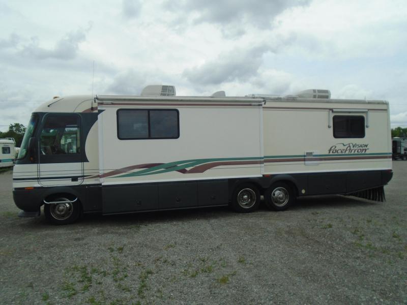 1997 Fleetwood RV Pace Arrow Vision 34C GAS 1997 Fleetwood RV Pace Arrow Vision 34C GAS