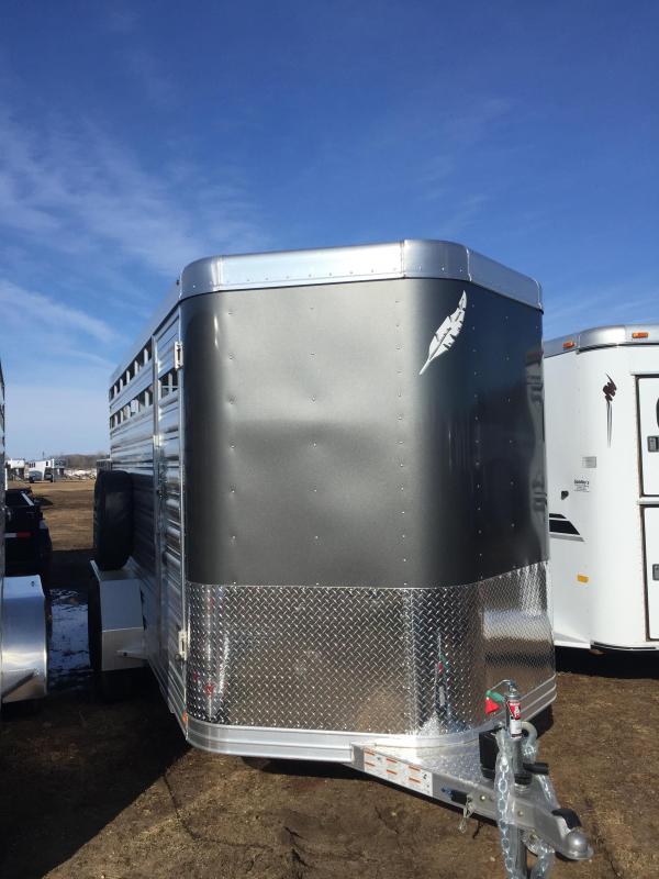 2020 Featherlite 8107 Livestock Trailer 2020 Featherlite 8107 Livestock Trailer