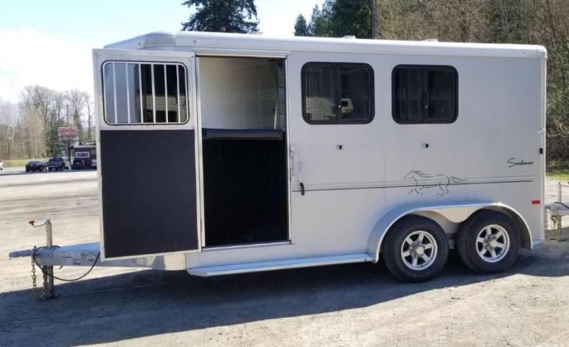 2019 Sundowner Trailers 3H Sunlite Supersport Horse Trailer 2019 Sundowner Trailers 3H Sunlite Supersport Horse Trailer