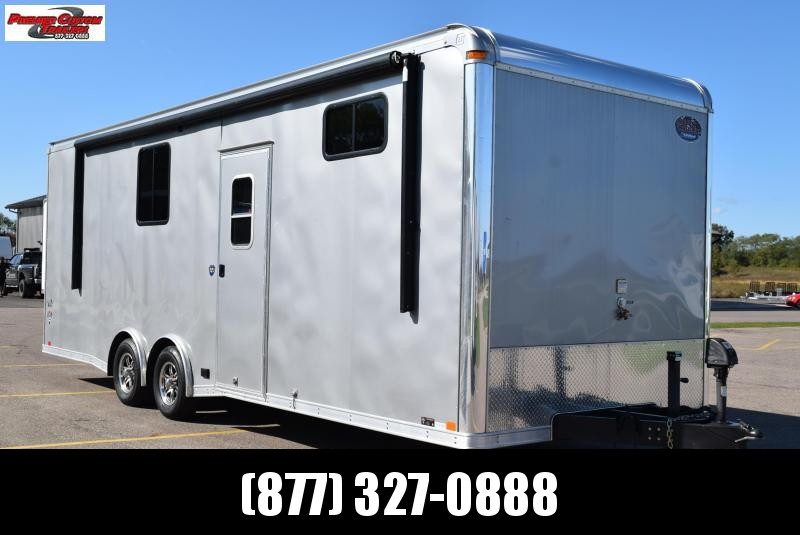 USED 2015 UNITED 26' SUPER HAULER TOY HAULER USED 2015 UNITED 26' SUPER HAULER TOY HAULER