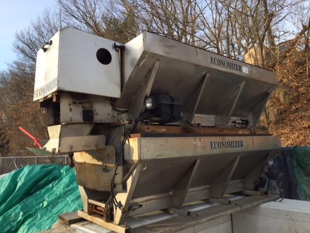 2015 Torwell Economizer 2 yard stainless steel Salt Spreader 2015 Torwell Economizer 2 yard stainless steel Salt Spreader