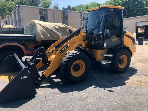 2009 JCB 409B Loader 2009 JCB 409B Loader