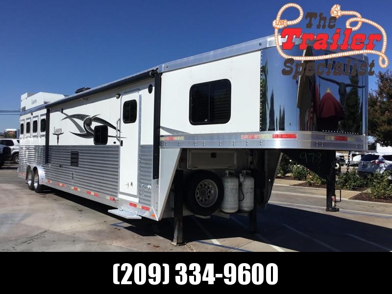 USED 2014 Lakota 4 horse Bighorn 16ft lq Horse Trailer USED 2014 Lakota 4 horse Bighorn 16ft lq Horse Trailer