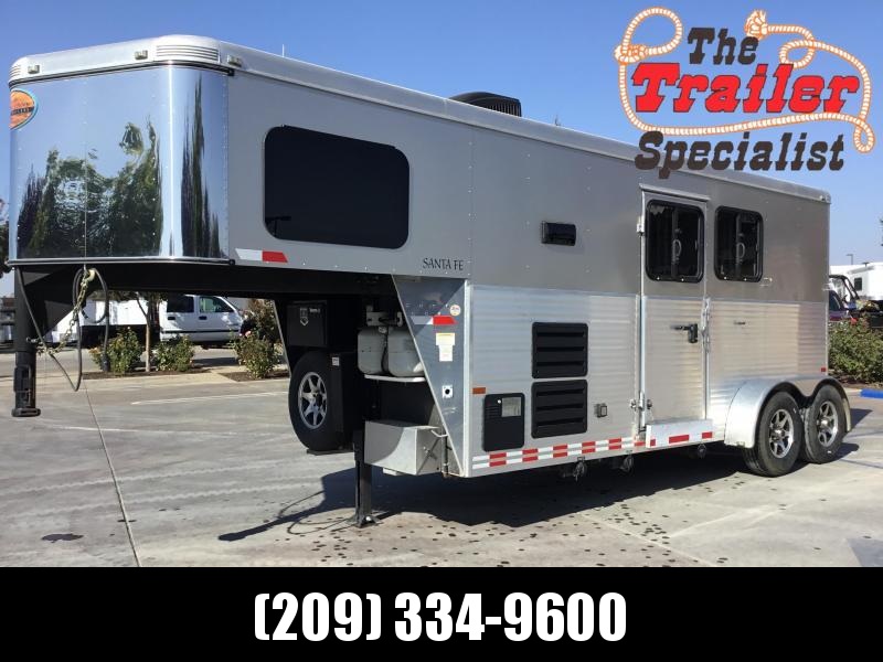 2015 Sundowner Trailers 2H Sante Fe GN LQ Horse Trailer 2015 Sundowner Trailers 2H Sante Fe GN LQ Horse Trailer