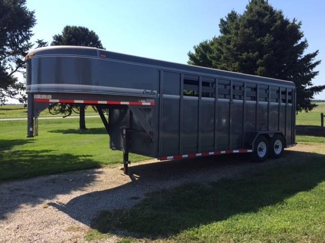 2009 CornPro Trailers Horse Livestock Trailer 2009 CornPro Trailers Horse Livestock Trailer