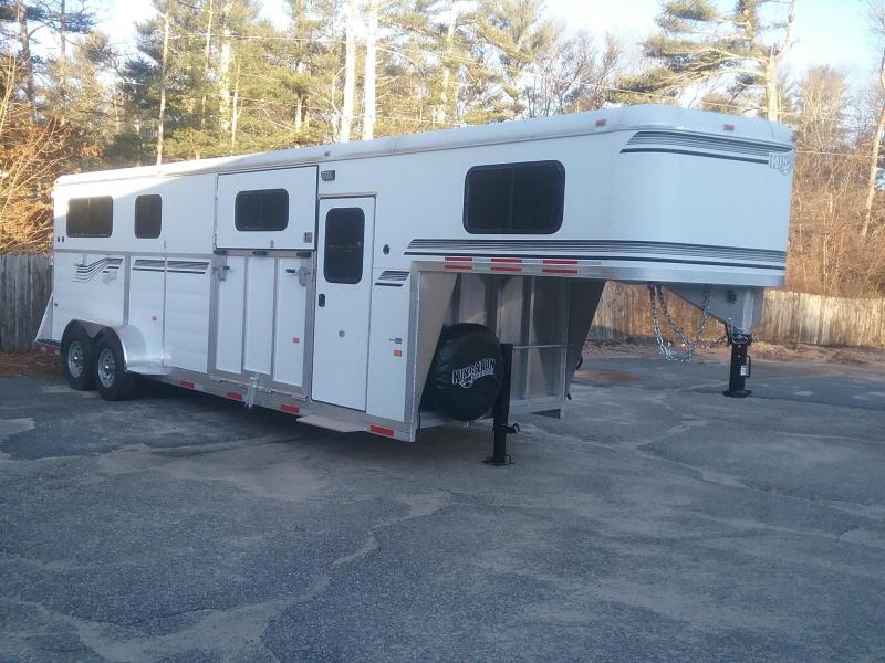 2020 Kingston Trailers Inc. GooseNeck 2&1 Horse Trailer 2020 Kingston Trailers Inc. GooseNeck 2&1 Horse Trailer