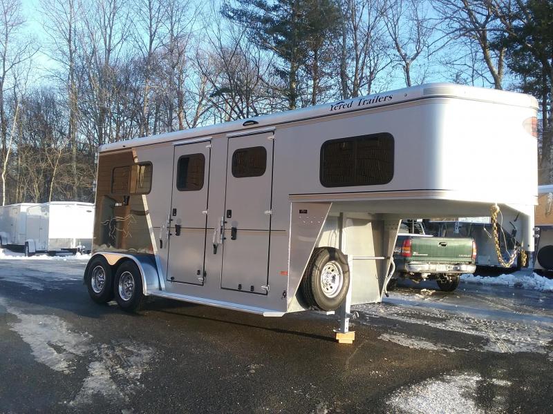 2021 Sundowner Trailers Charter Custom 2h GN Horse Trailer 2021 Sundowner Trailers Charter Custom 2h GN Horse Trailer