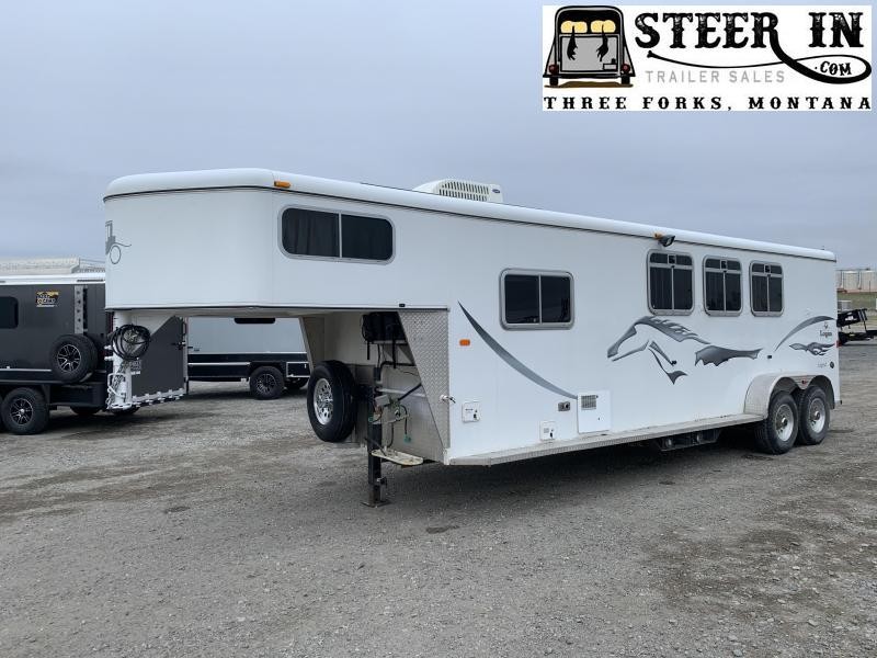 2003 Logan Coach LEGEND LQ Horse Trailer 2003 Logan Coach LEGEND LQ Horse Trailer