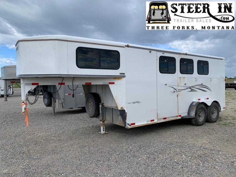 2007 Titan Trailers CLASSIC 3H Horse Trailer 2007 Titan Trailers CLASSIC 3H Horse Trailer