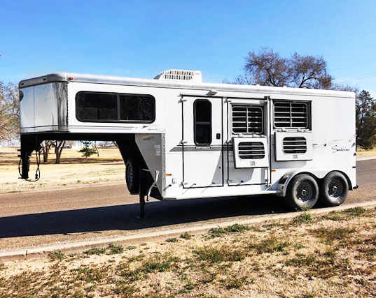 2003 Sundowner 2 Horse Trailer 2003 Sundowner 2 Horse Trailer