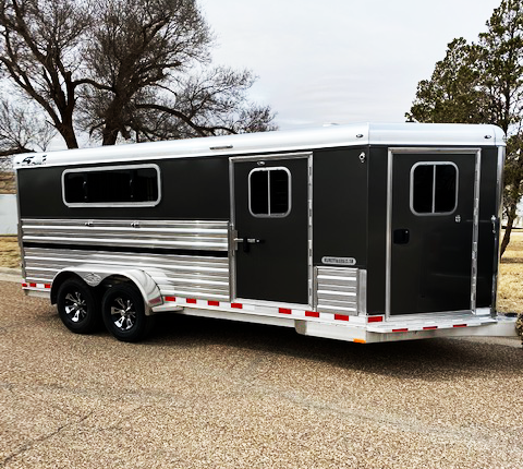 2020 4-Star 6 Pen Bumper Pull Show Trailer 2020 4-Star 6 Pen Bumper Pull Show Trailer