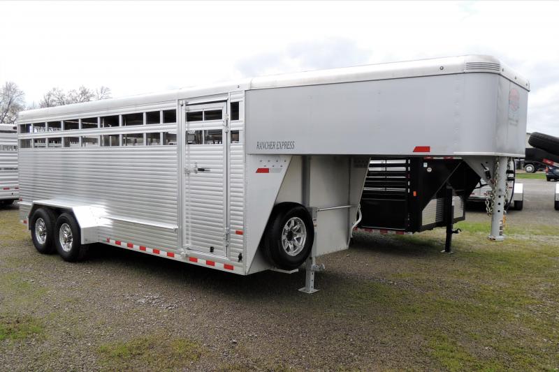 2019 Sundowner Rancher Express 20' DEMO Livestock Trailer 2019 Sundowner Rancher Express 20' DEMO Livestock Trailer