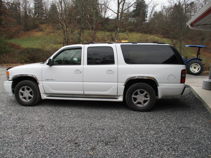 2004 GMC YUKON XL 1500 DENALI SUV 2004 GMC YUKON XL 1500 DENALI SUV