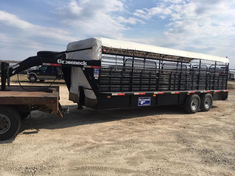2015 Gooseneck brand Livestock Trailer 2015 Gooseneck brand Livestock Trailer