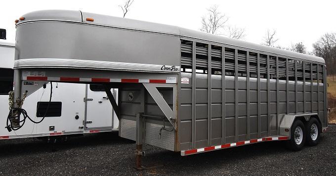 2016 CornPro Trailers 20' Livestock Gooseneck Livestock Trailer 2016 CornPro Trailers 20' Livestock Gooseneck Livestock Trailer