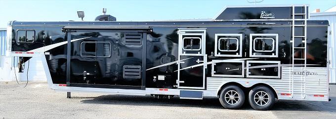 2020 Bison Trailers 8313 Trail Boss Horse Trailer 2020 Bison Trailers 8313 Trail Boss Horse Trailer