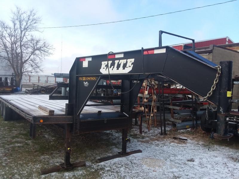 2010 Elite Trailers 30' GN TD Equipment Trailer 2010 Elite Trailers 30' GN TD Equipment Trailer