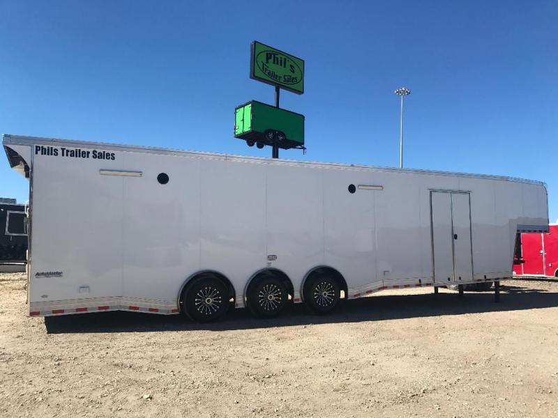 Enclosed Trailer 40 Gooseneck Continental Cargo Auto Master Car