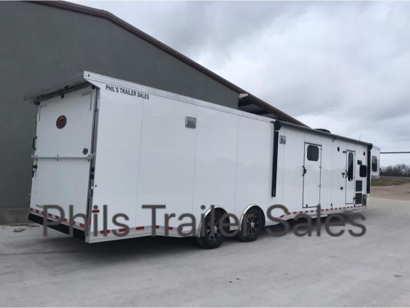 2019 43 Sundowner LIVING QUARTERS TRAILER WITH GARAGE FOR CAR 2019 43 Sundowner LIVING QUARTERS TRAILER WITH GARAGE FOR CAR