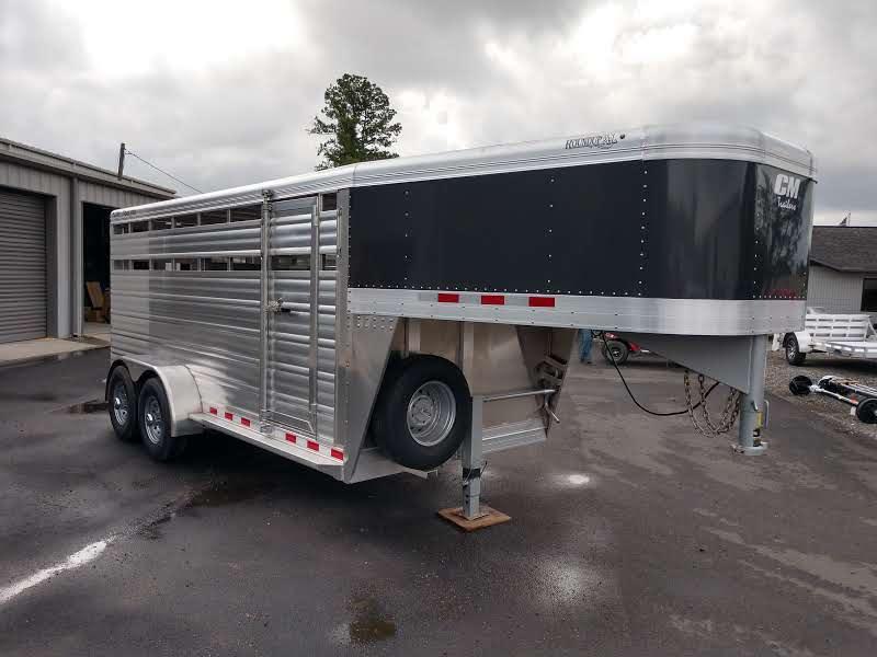 CMS2040-16 CM 16' ROUNDUP ALUMINUM GOOSENECK STOCK TRAILER CMS2040-16 CM 16' ROUNDUP ALUMINUM GOOSENECK STOCK TRAILER