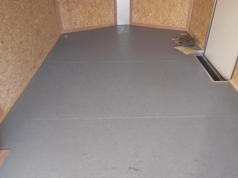 Rfv85x204 Wells Cargo 8 5x20 Road Force Enclosed Cargo Trailer W