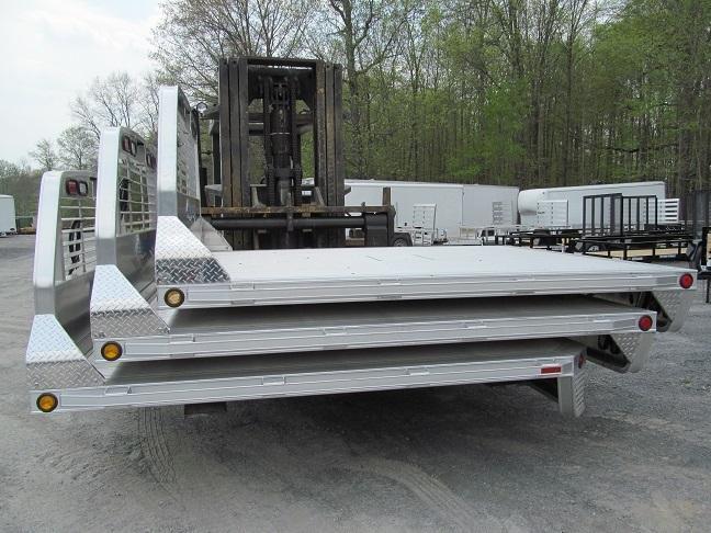 Hillsboro 2000 Series Aluminum Flatbed Hillsboro 2000 Series Aluminum Flatbed