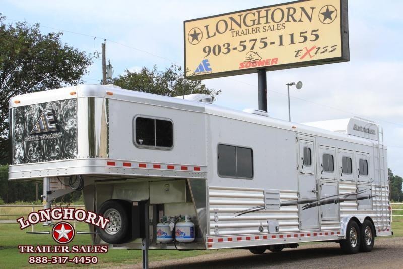 2020 Elite 4 Horse 10.8ft Shortwall with Mangers 2020 Elite 4 Horse 10.8ft Shortwall with Mangers