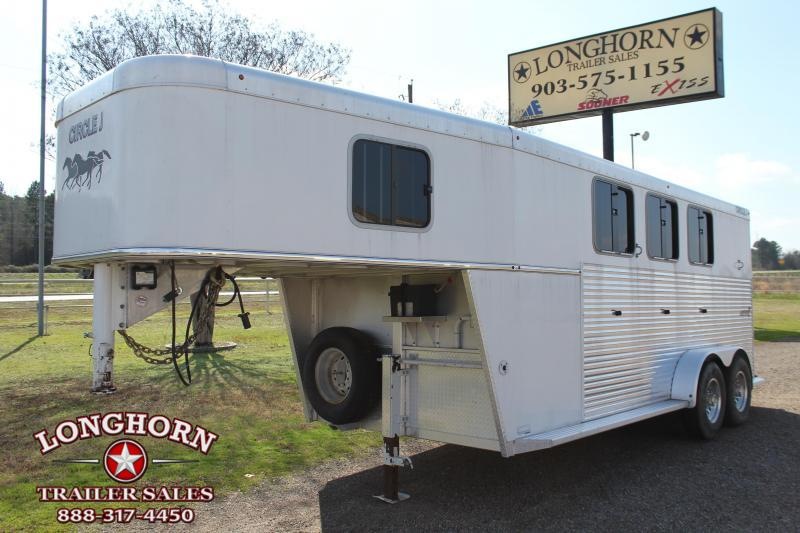 2014 Circle J 3 Horse Gooseneck with Swing Out Saddle Rack 2014 Circle J 3 Horse Gooseneck with Swing Out Saddle Rack