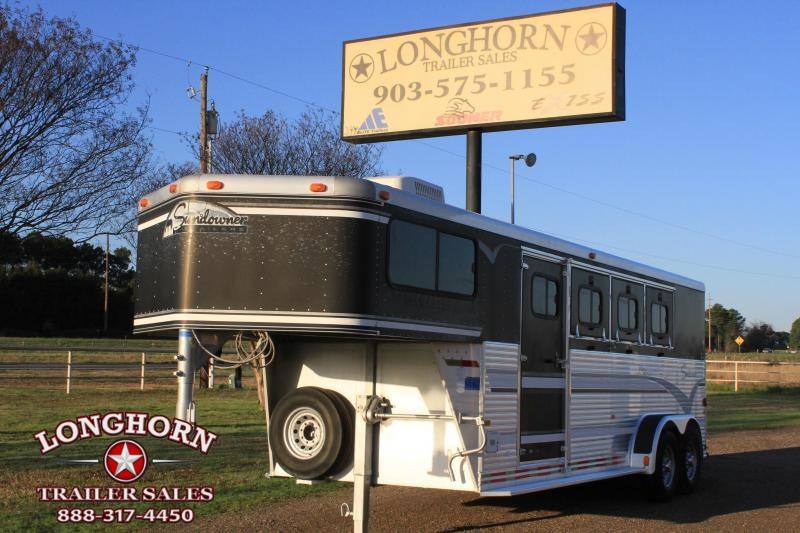 1997 Sundowner Trailers 4 Horse Gn Weekender Horse Trailer 1997 Sundowner Trailers 4 Horse Gn Weekender Horse Trailer