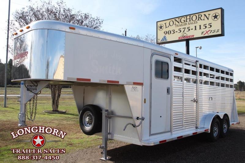 2005 Sooner 20ft Stock Combo with 4ft Tack Room and Rear Ramp Livestock Trailer 2005 Sooner 20ft Stock Combo with 4ft Tack Room and Rear Ramp Livestock Trailer