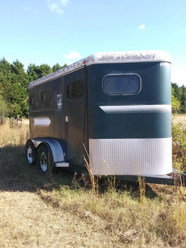 1996 Circle J 2 Horse Slant Load Trailer w/ Dressing Room 1996 Circle J 2 Horse Slant Load Trailer w/ Dressing Room