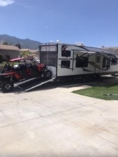 2014 Pacific Coachworks FSX Toy Hauler 2014 Pacific Coachworks FSX Toy Hauler