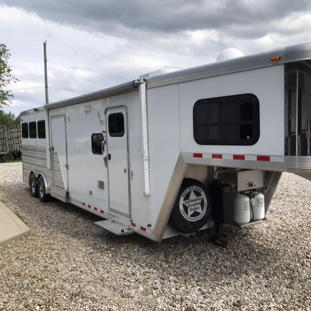 2012 Cimmaron 3 Horse Traile w/ 12 foot Living Quarters by Outlaw Conversions 2012 Cimmaron 3 Horse Traile w/ 12 foot Living Quarters by Outlaw Conversions