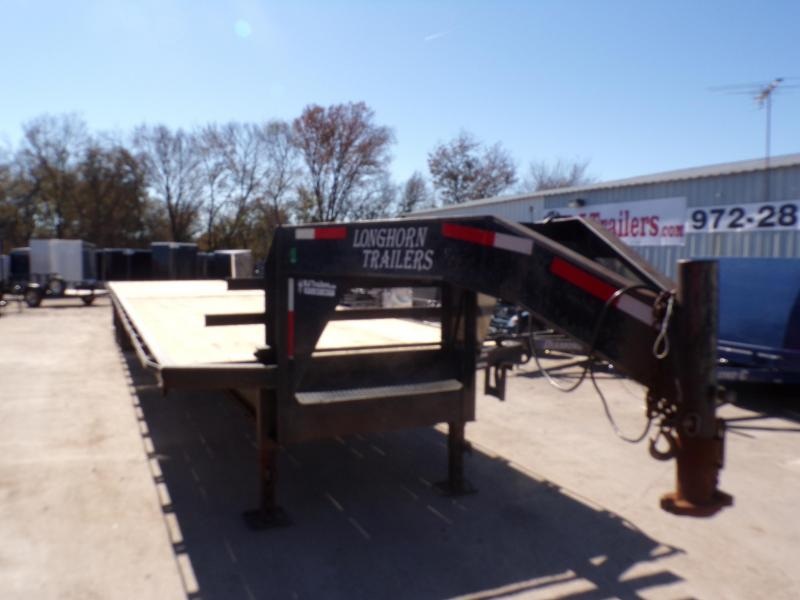 2004 Longhorn Trailers 102 x 40 Gooseneck Flatbed Trailer 2004 Longhorn Trailers 102 x 40 Gooseneck Flatbed Trailer