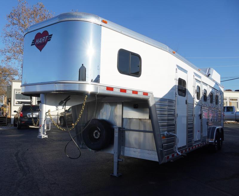 2020 Hart Trailers TRADITION 4 HORSE GN Horse Trailer 2020 Hart Trailers TRADITION 4 HORSE GN Horse Trailer