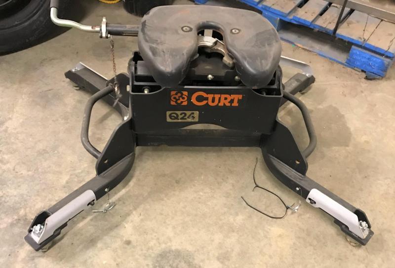 2016 DODGE CURTIS FIFTH WHEEL ATTACHMENT 2016 DODGE CURTIS FIFTH WHEEL ATTACHMENT