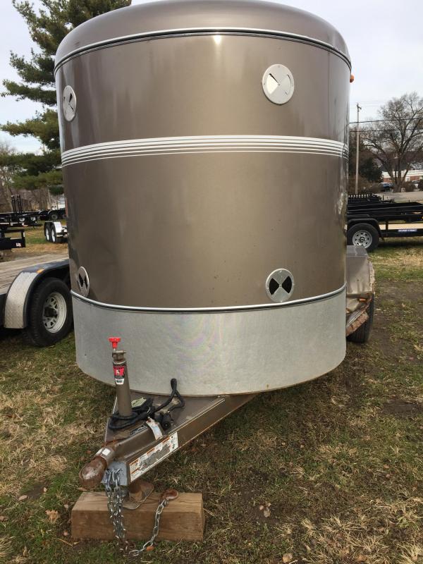 2006 CornPro SB-14 Livestock Trailer Livestock Trailer 2006 CornPro SB-14 Livestock Trailer Livestock Trailer