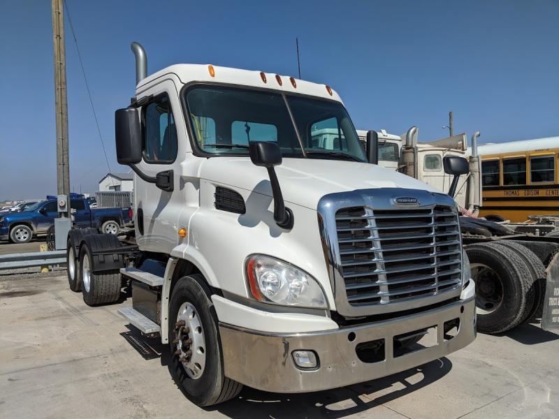 2014 Freightliner Cascadia 2014 Freightliner Cascadia